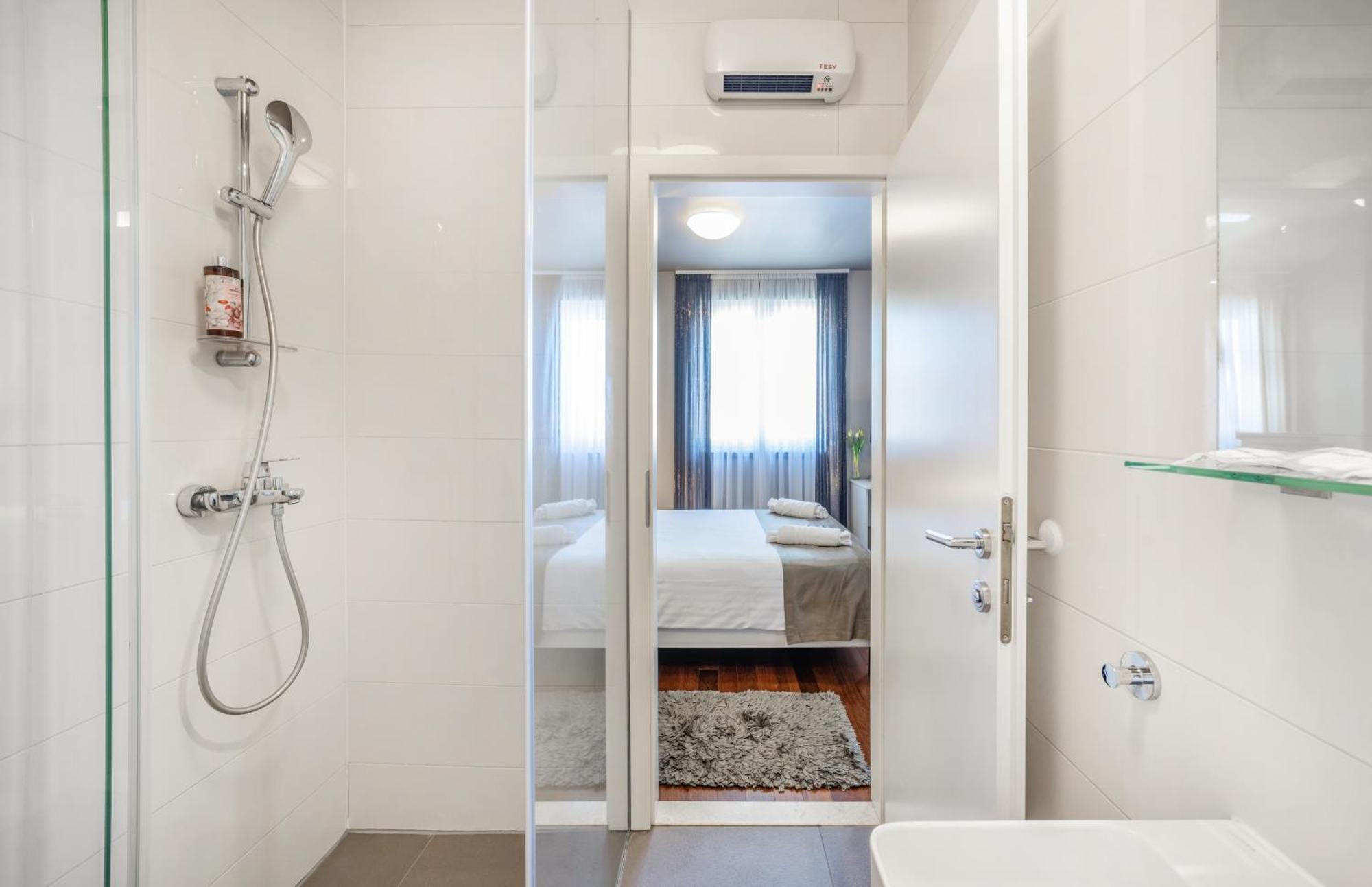 Luxury Rooms Kiara 斯普利特 外观 照片