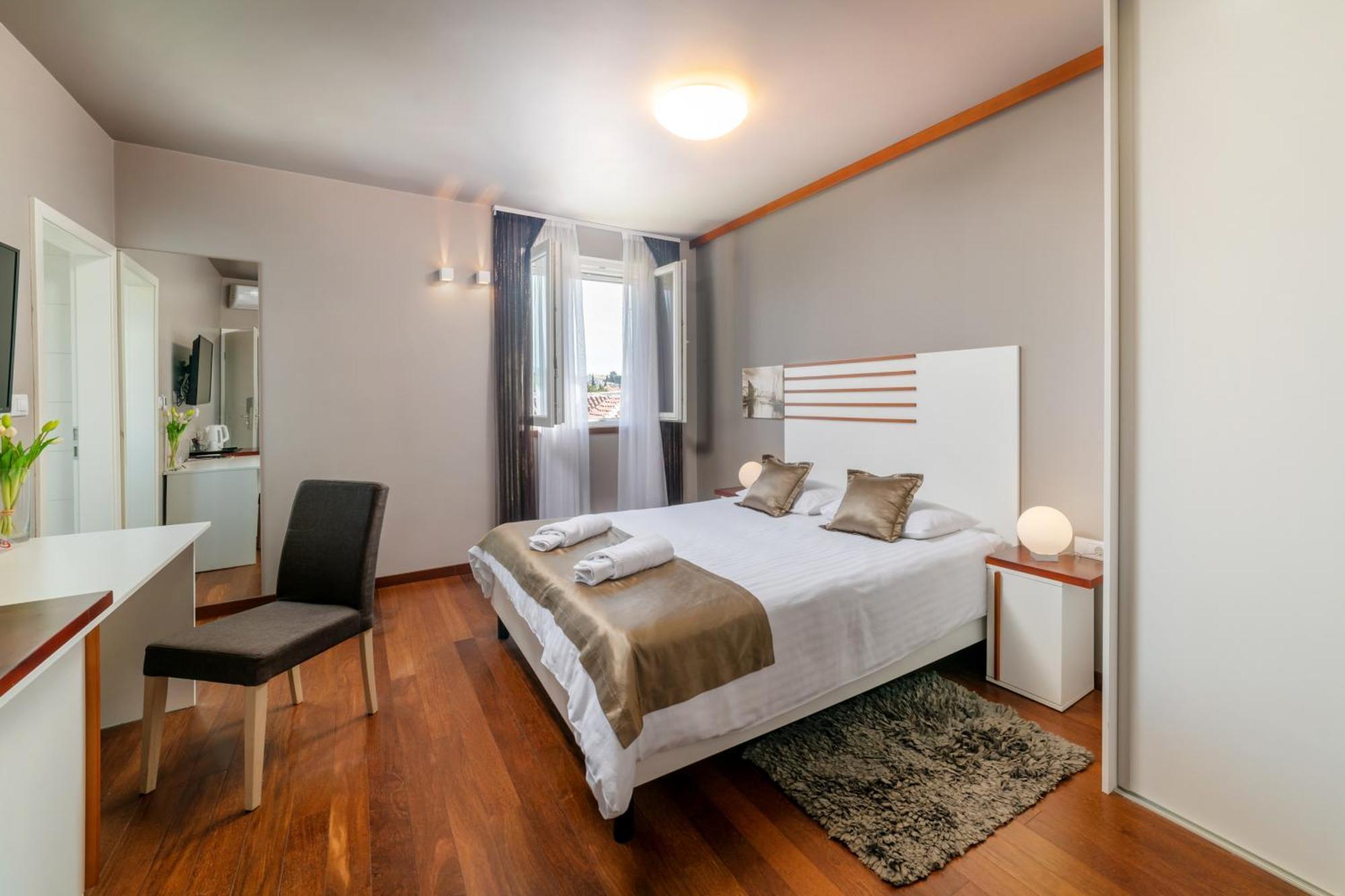 Luxury Rooms Kiara 斯普利特 外观 照片