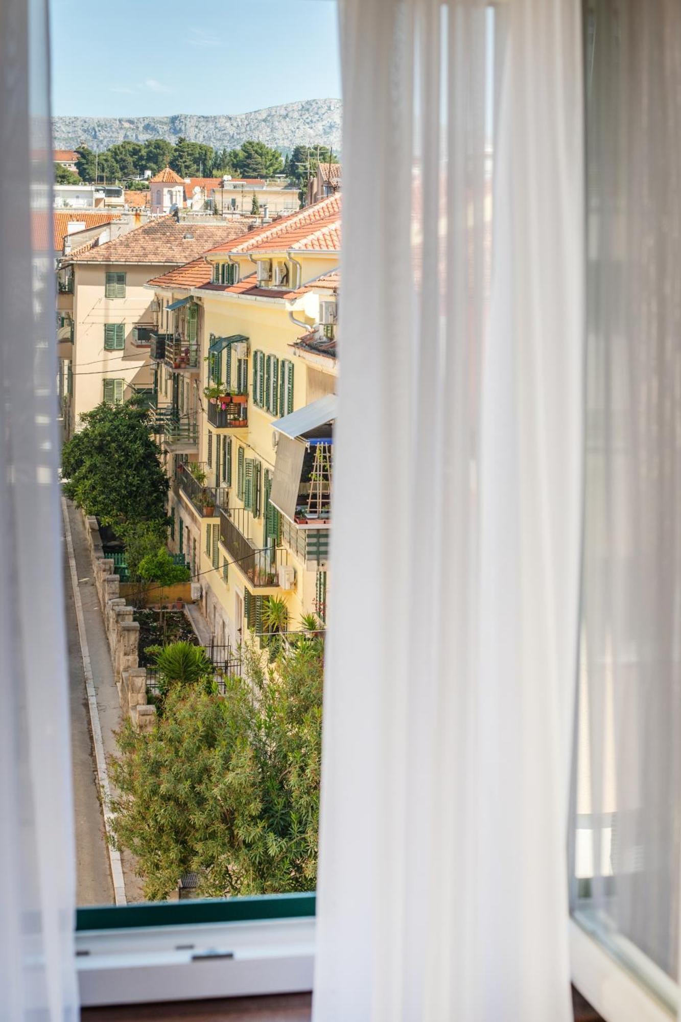 Luxury Rooms Kiara 斯普利特 外观 照片